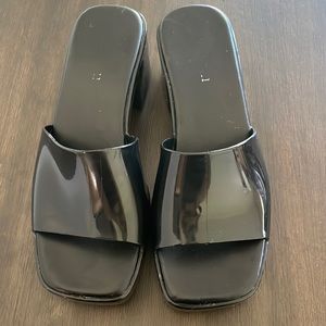 Jeffrey Campbell Bubble Gum platform jelly sandals - black, size 7